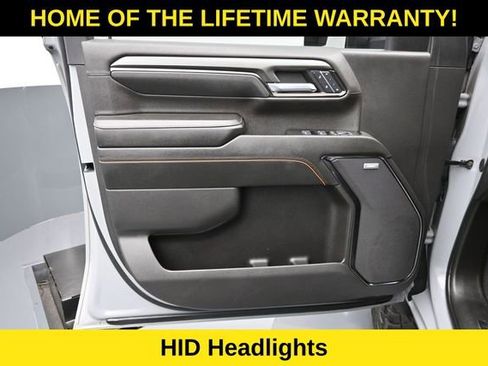 Used 2024 GMC Sierra 2500 AT4 w/ Technology Package AWD/4WD image 11