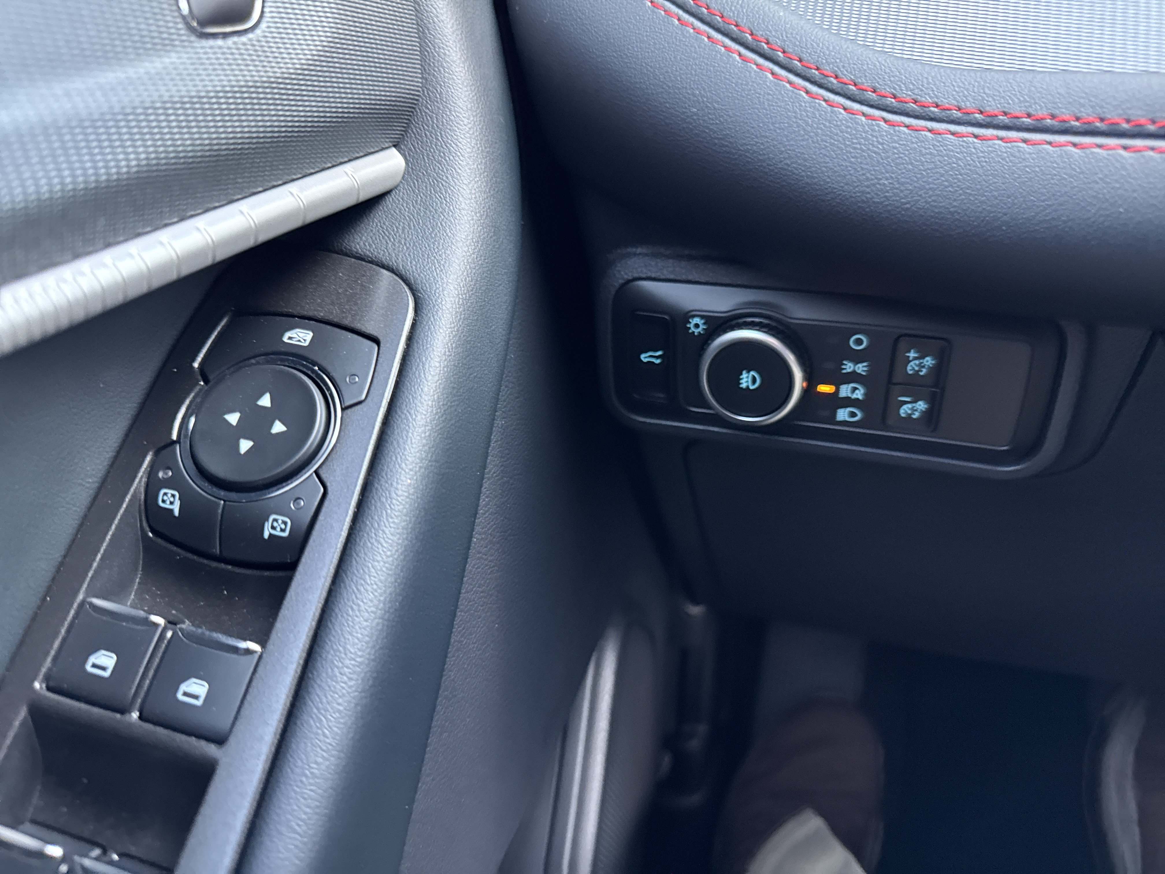 New 2026 Ford Explorer ST-Line AWD/4WD image 30