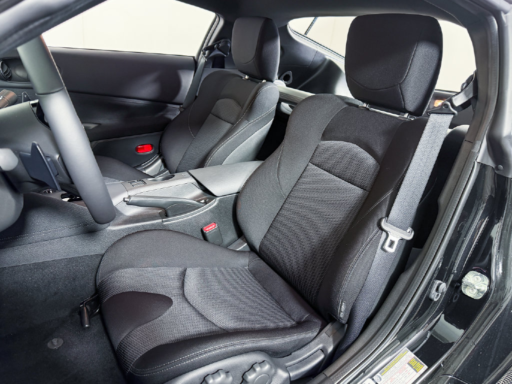 New 2027 Nissan Z Sport RWD image 9