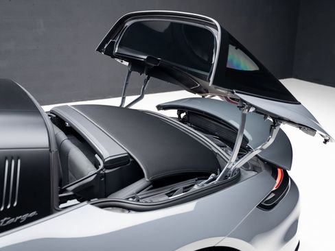 Used 2025 Porsche 911 Targa 4 GTS image 75