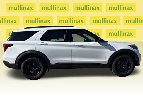 New 2026 Ford Explorer Tremor w/ Tremor Convenience Package image 16