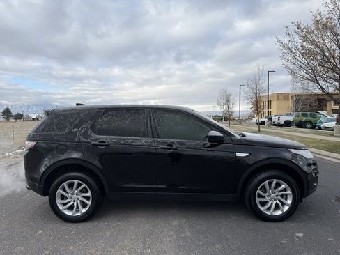 Used 2017 Land Rover Discovery Sport HSE image 5