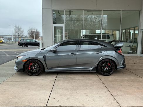 Used 2017 Honda Civic Type R image 19