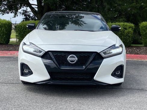Used 2021 Nissan Maxima SR w/ Sport Mat Group FWD image 10