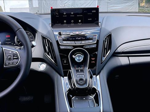 New 2026 Acura RDX SH-AWD image 6