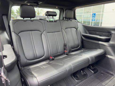 New 2026 Jeep Grand Wagoneer 4WD image 8