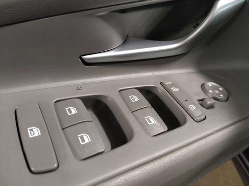 Used 2023 Hyundai Elantra SEL FWD image 27