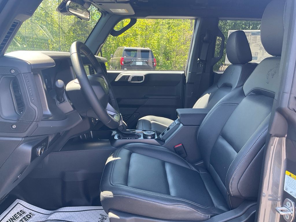 New 2026 Ford Bronco Big Bend w/ Black Diamond Package AWD/4WD image 16