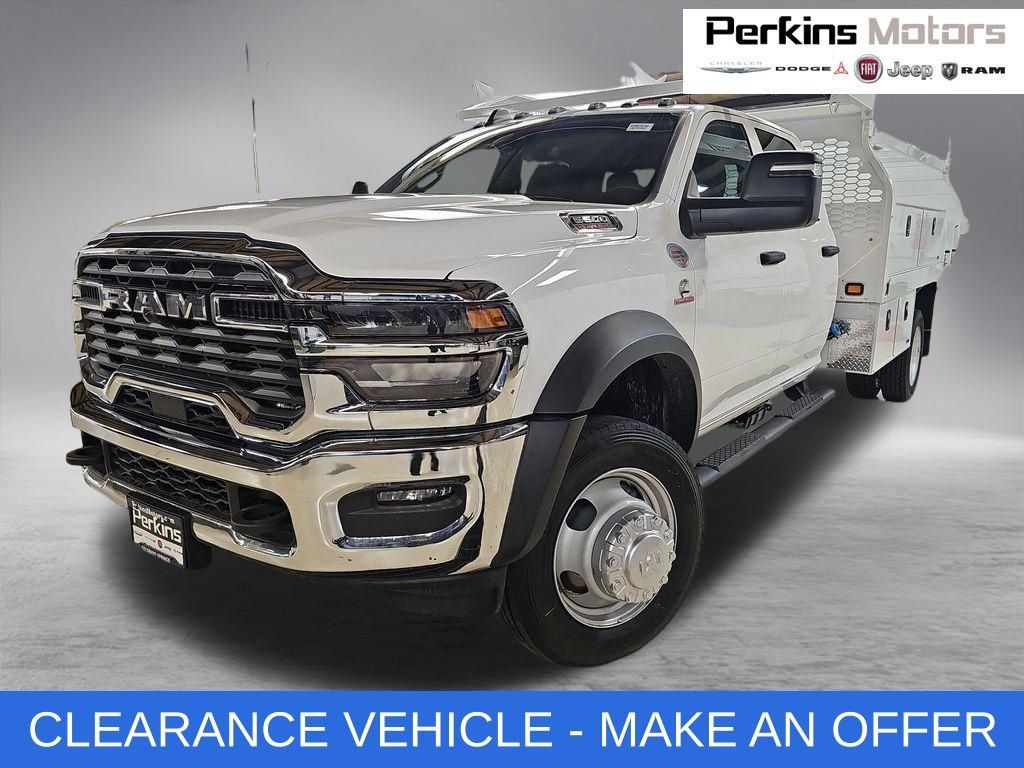 New 2026 RAM 5500 Tradesman AWD/4WD image 5