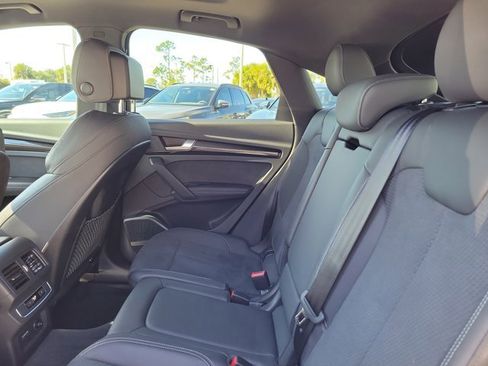 Certified 2022 Audi SQ5 Premium Plus w/ Premium Plus Package image 11