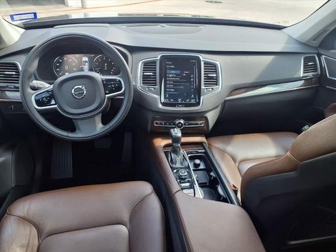 Used 2019 Volvo XC90 T6 Momentum w/ Advanced Package image 11