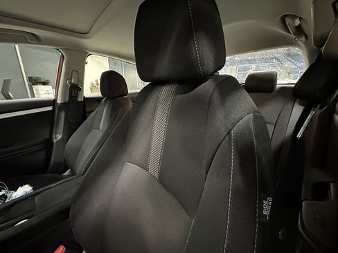 Used 2020 Honda Civic EX image 10