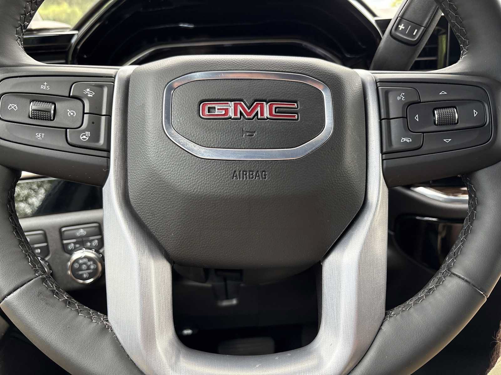 Used 2024 GMC Sierra 1500 Elevation AWD/4WD image 11