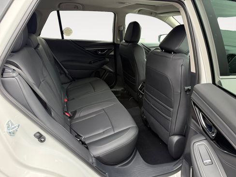New 2025 Subaru Outback Limited image 18
