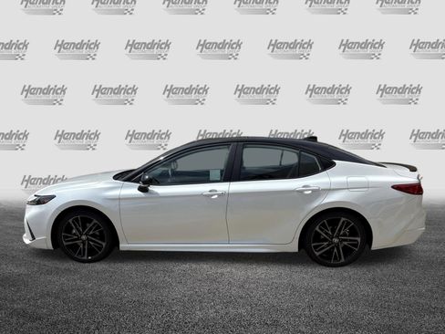 Used 2025 Toyota Camry XSE image 6