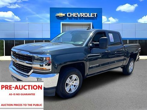 Used 2017 Chevrolet Silverado 1500 LT w/ All Star Edition RWD image 7