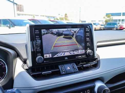 Used 2019 Toyota RAV4 Limited w/ Carpet Mat Package FWD image 26