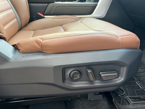 Used 2025 Toyota Tundra 1794 Edition image 22
