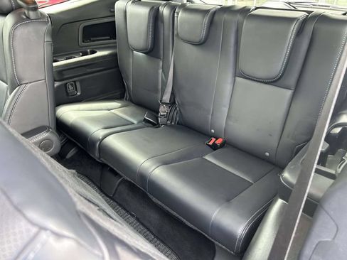 Used 2024 Subaru Ascent Limited AWD/4WD image 11