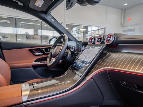 Certified 2023 Mercedes-Benz GLC 300 image 18