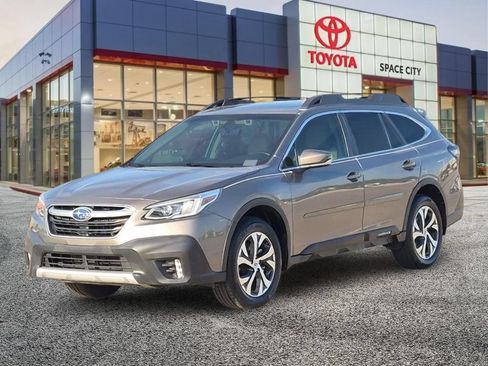 Used 2021 Subaru Outback Limited XT w/ Popular Package #2 AWD/4WD image 2