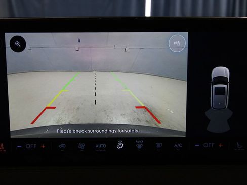 Used 2025 Lincoln Corsair FWD image 14