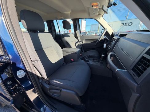 Used 2012 Jeep Liberty Sport image 14