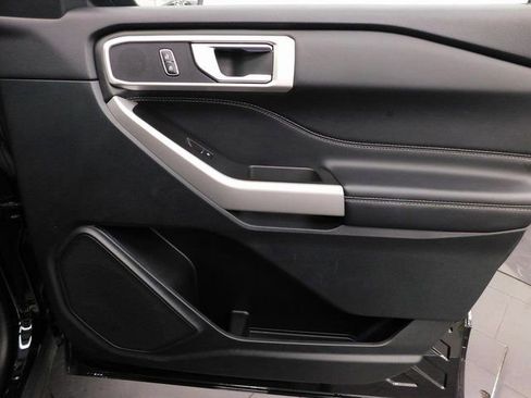 Used 2024 Ford Explorer XLT w/ Equipment Group 202A image 36