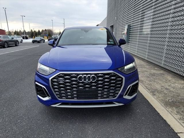 Used 2023 Audi Q5 2.0T Premium w/ Convenience Package AWD/4WD image 10