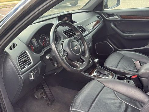 Used 2017 Audi Q3 2.0T Prestige w/ Prestige Package image 10