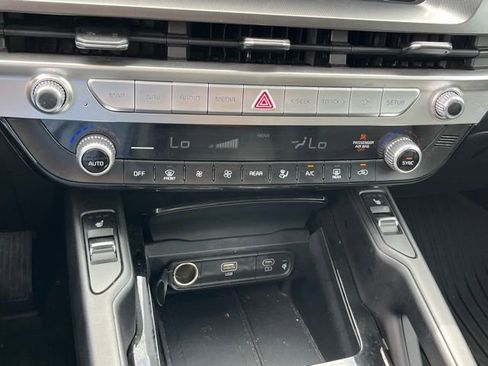 Used 2024 Kia Telluride S w/ S Sunroof Package image 23