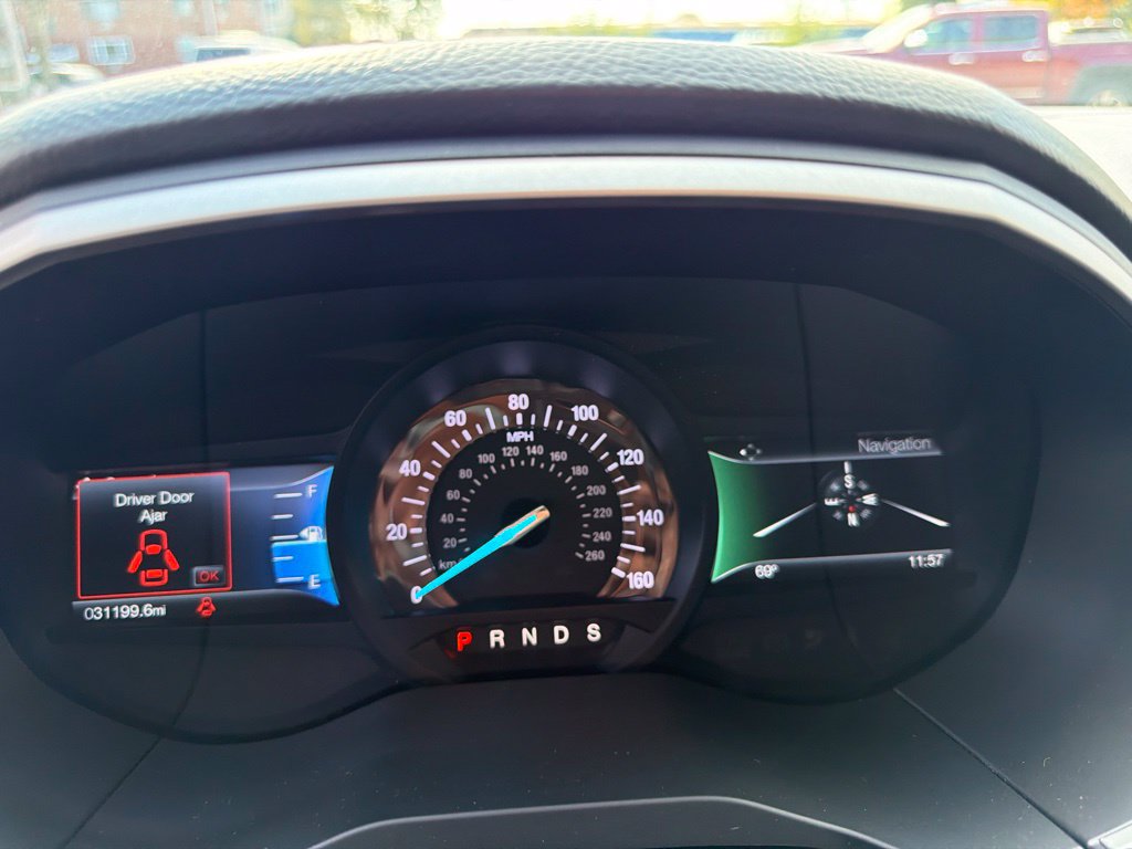 Used 2018 Ford Edge SEL w/ Equipment Group 201A AWD/4WD image 19