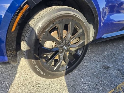 Used 2021 Kia Sorento SX image 5