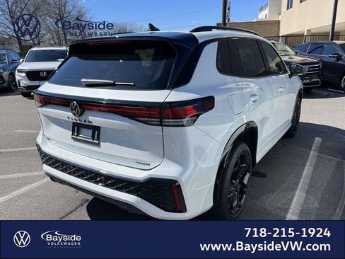 New 2026 Volkswagen Tiguan SE R-Line image 7