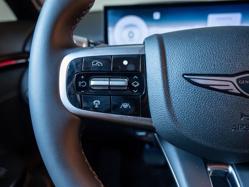 Used 2026 Genesis GV70 2.5T image 20