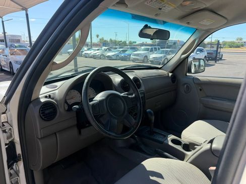 Used 2003 Jeep Liberty Sport AWD/4WD image 20