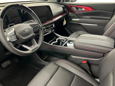 New 2026 Chevrolet Traverse Z71 w/ Enhanced Driving Package AWD/4WD image 16