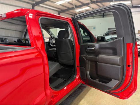 Used 2022 Chevrolet Silverado 1500 Custom image 36