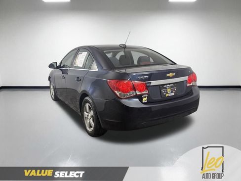 Used 2015 Chevrolet Cruze LT FWD image 4