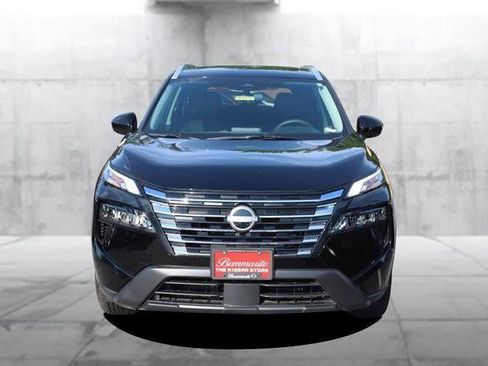 Certified 2025 Nissan Rogue SV w/ SV Premium Package FWD image 32