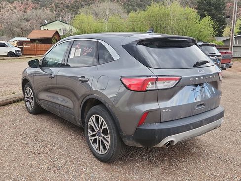 Used 2022 Ford Escape SEL w/ Equipment Group 302A image 3