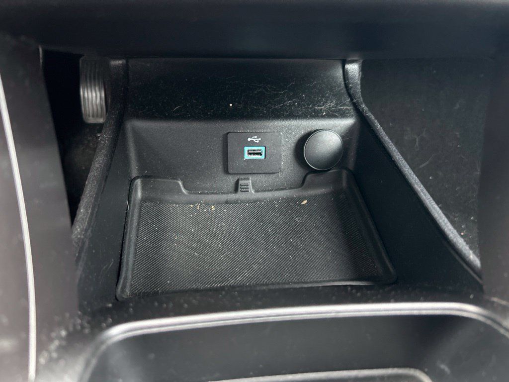 Used 2019 Ford Fusion S FWD image 17