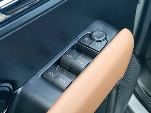 New 2026 GMC Canyon AT4 AWD/4WD image 17