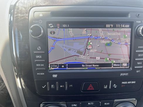 Used 2015 Buick Enclave Premium w/ Experience Buick Package FWD image 11