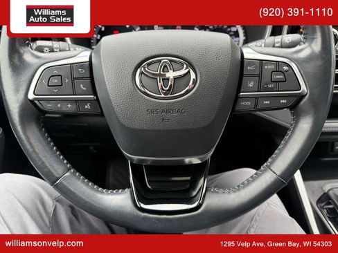 Used 2020 Toyota Highlander XLE image 23