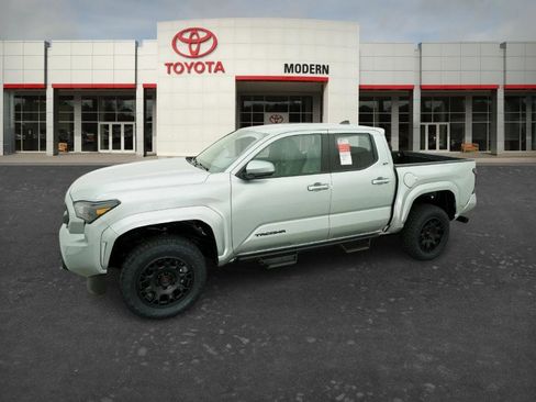 New 2026 Toyota Tacoma SR5 AWD/4WD image 5