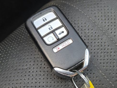 Used 2020 Honda Accord EX-L image 32