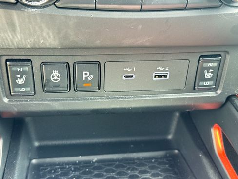 Used 2025 Nissan Frontier Pro-X w/ Pro Convenience Package RWD image 13