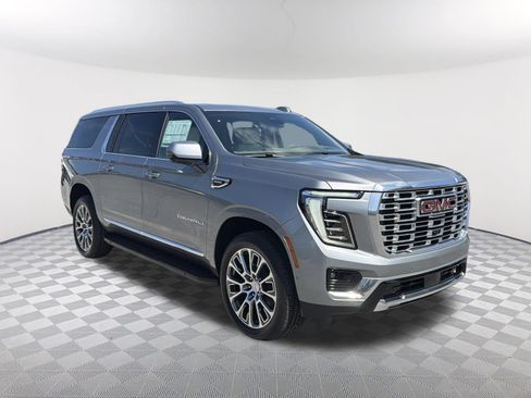 New 2026 GMC Yukon XL Denali w/ Advanced Technology Package AWD/4WD image 8