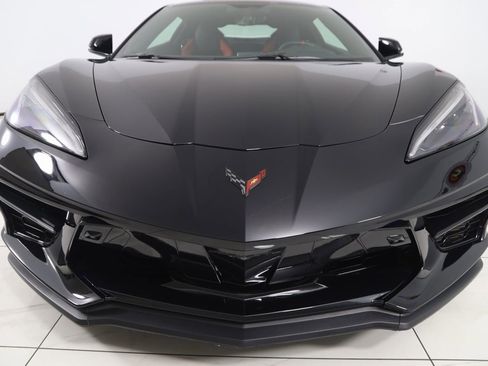 Used 2020 Chevrolet Corvette Stingray Premium Cpe w/ 3LT Preferred Equipment Group image 37